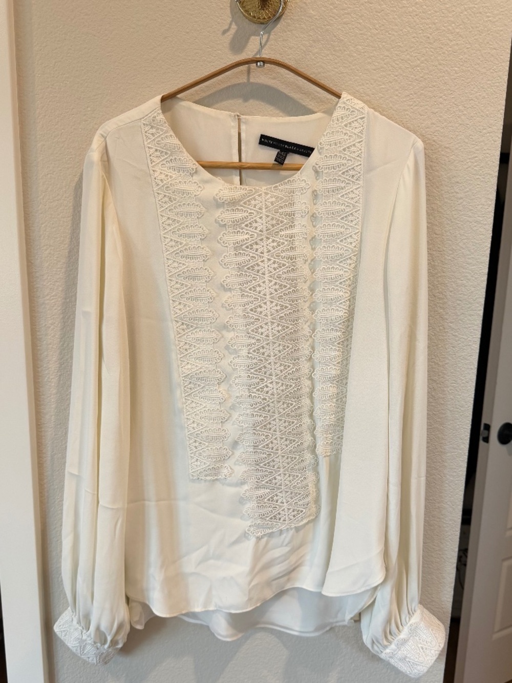 White House Black Market Cream Lace Blouse